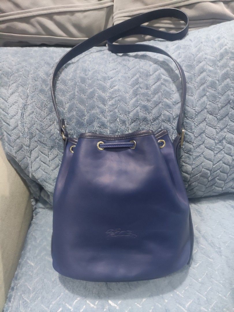 Longchamp Paris Leather Bucket Bag (Category: Luxury Bags & Wallets) located in Cainta. Submitted by kluxurychoices (Listing ID 1453385090, Image 3). Description: Longchamp Bag U.S. bought very nice in actual .