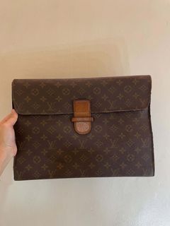 (Category: ) located in . Submitted by luxblocc (Listing ID 1453272209, Image 1). Description: .