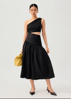 (Category: ) located in . Submitted by dressm3up (Listing ID 1453295714, Image 1). Description: .