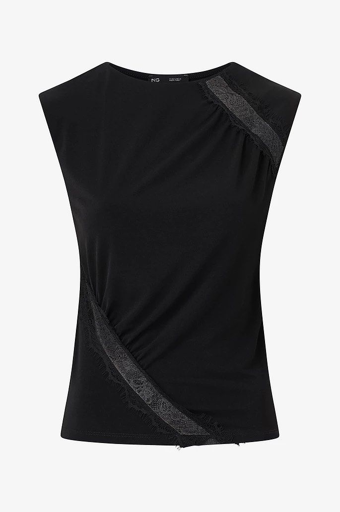 Mango Cindy Black Top (Category: Blouses) located in Manila. Submitted by shop.declutter (Listing ID 1453294912, Image 3). Description: Selling for how much i bought! Bought the wrong size :( Size is in xs (true to size).