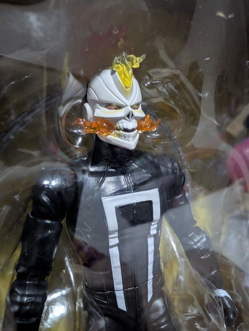 Marvel Legends Ghost Rider Robbie Reyes MISB (Category: Figurines & Statues) located in Mandaluyong City. Submitted by 4bma_toys (Listing ID 1453423966, Image 3). Description: ✓Cross-posted ✓Sealed •Mode of Payment: BDO, BPI, or Gcash •Note: 3 days reservation only. (Unless paid in full) •Pick-up point: -Mandaluyong -Greenhills Shoppesville Plus Robins (depends on schedule) Shipping: LBC on weekends Thanks and have a nice day! -.