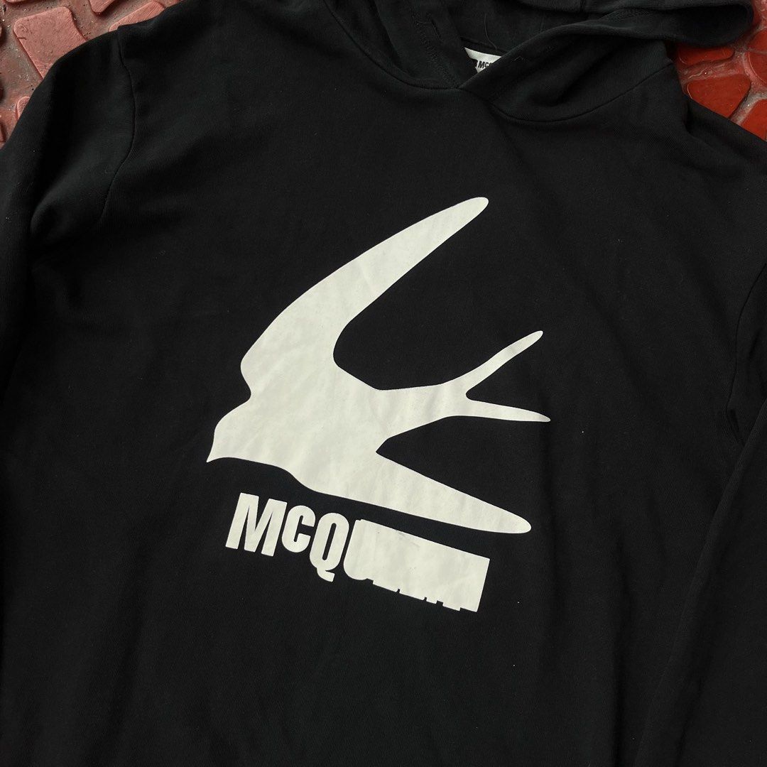 MCQ NOIR LOGO BRODE HOOODIE (Category: Activewear) located in San Jose del Monte. Submitted by qrt_ty (Listing ID 1453262143, Image 3). Description: WTS !! MCQ MCQUEEN NOIR BRODE HOODIE / UNISEX SIZE SMALL GOOD CONDITION NO ANY MAJOR FLAWS MADE IN TURKEY PRICE - 800 PLUS SF .