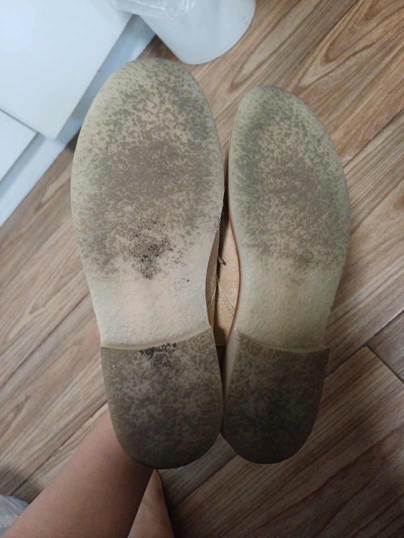 Men's US 11.5 H&M Suede Tan Boots (Category: Boots) located in San Mateo. Submitted by misskay.94 (Listing ID 1453326132, Image 3). Description: issues: leather lining breaking rfs decluttering.