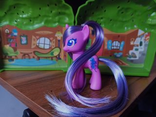 (Category: ) located in . Submitted by cloudy_paints (Listing ID 1453267655, Image 1). Description: .