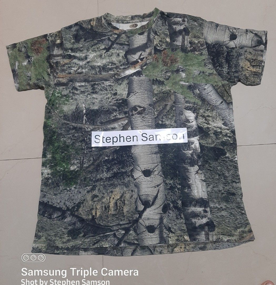 Moasy Oak Real Tree Shirt (Category: Activewear) located in Noveleta. Submitted by nep21 (Listing ID 1453237306, Image 1). Description: Mossy Oak Rel Tree Shirt Size L 22x27 Very good condition 900 pesos Cavite location.