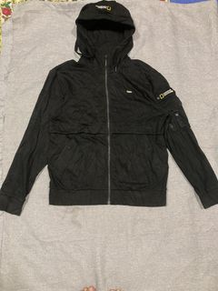 (Category: ) located in . Submitted by deensthrifting (Listing ID 1453342790, Image 1). Description: .