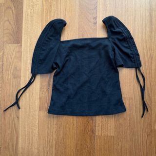 (Category: ) located in . Submitted by bagfulofclothes (Listing ID 1453349553, Image 1). Description: .