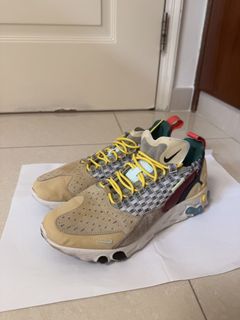 （分類：）位於 。 由 TheSuperSneaker 提交（商品編號 1453282481，圖片 1）。簡介： 。