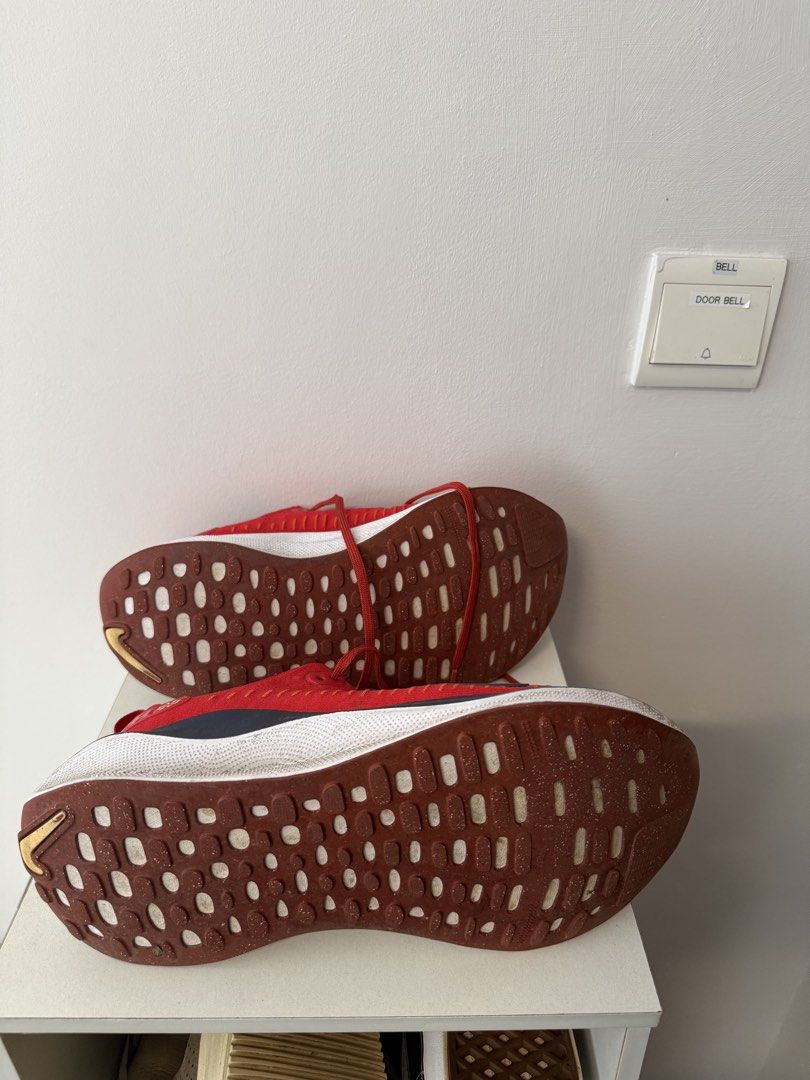 Nike ReactX Infinity Run 4 (Category: Sneakers) located in Singapore. Submitted by tmmashwin (Listing ID 1453347639, Image 6). Description: Nike ReactX Infinity Run 4 Colour - University red Size - UK 10.5 Width - Extra wide..