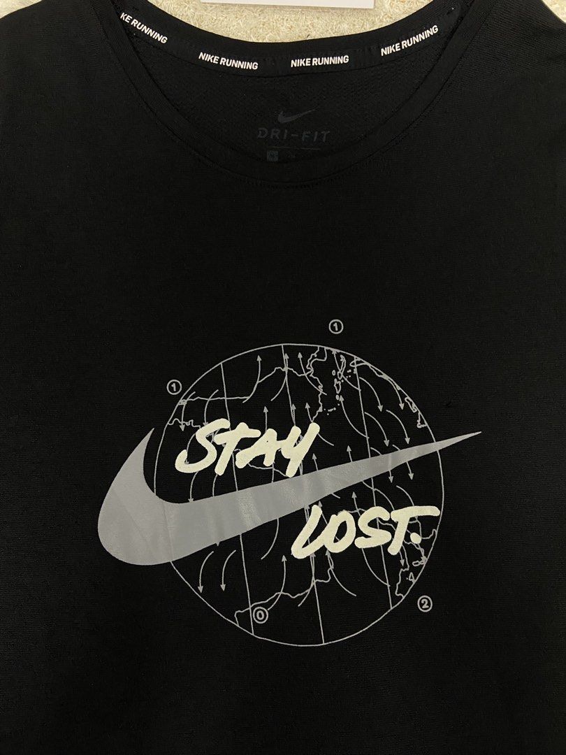 Nike Running (Category: Activewear) located in Cebu City. Submitted by emescart (Listing ID 1453295093, Image 3). Description: Nike Running Tee Length 26 Width 20.5 Excellent condition 📩.