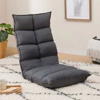 (Category: ) located in . Submitted by clutteredwardrobe (Listing ID 1453384211, Image 1). Description: .