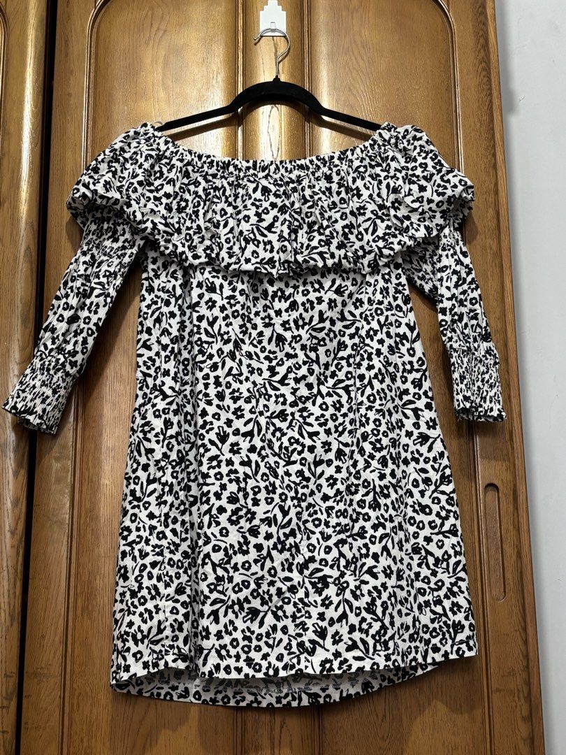 off shoulder zara dress (Category: Dresses) located in Bacoor. Submitted by signatureclosetbycza (Listing ID 1453278269, Image 2). Description: .