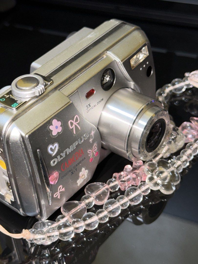 Olympus Camedia Vintage Digicam (Category: Cameras) located in Quezon City. Submitted by thelookbook.mnl (Listing ID 1453415942, Image 2). Description: Olympus Camedia Fully working / Flash working Inclusions: Camera Camera cover Charger Card.