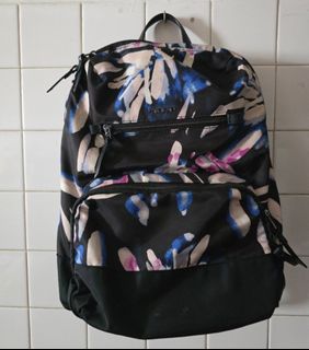 (Category: ) located in . Submitted by shopformask (Listing ID 1453269545, Image 1). Description: .