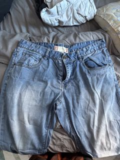 (Category: ) located in . Submitted by shakirsneaker (Listing ID 1453310624, Image 1). Description: .