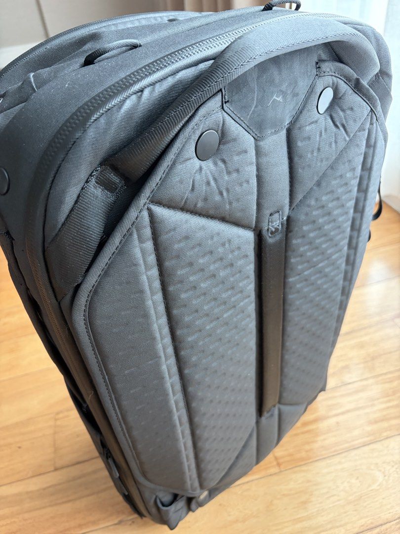 Peak Design Travel Backpack 45L in Black (Category: Backpacks) located in Manila. Submitted by clearspaceshop (Listing ID 1453266557, Image 3). Description: Elevate your travel setup with this meticulously maintained Peak Design 45L Travel Backpack that deliver a refined balance of durability, versatility, and design. Peak Design Travel Backpack 45L A flagship pack known for its architectural structure and exceptional accessibility. Expandable de