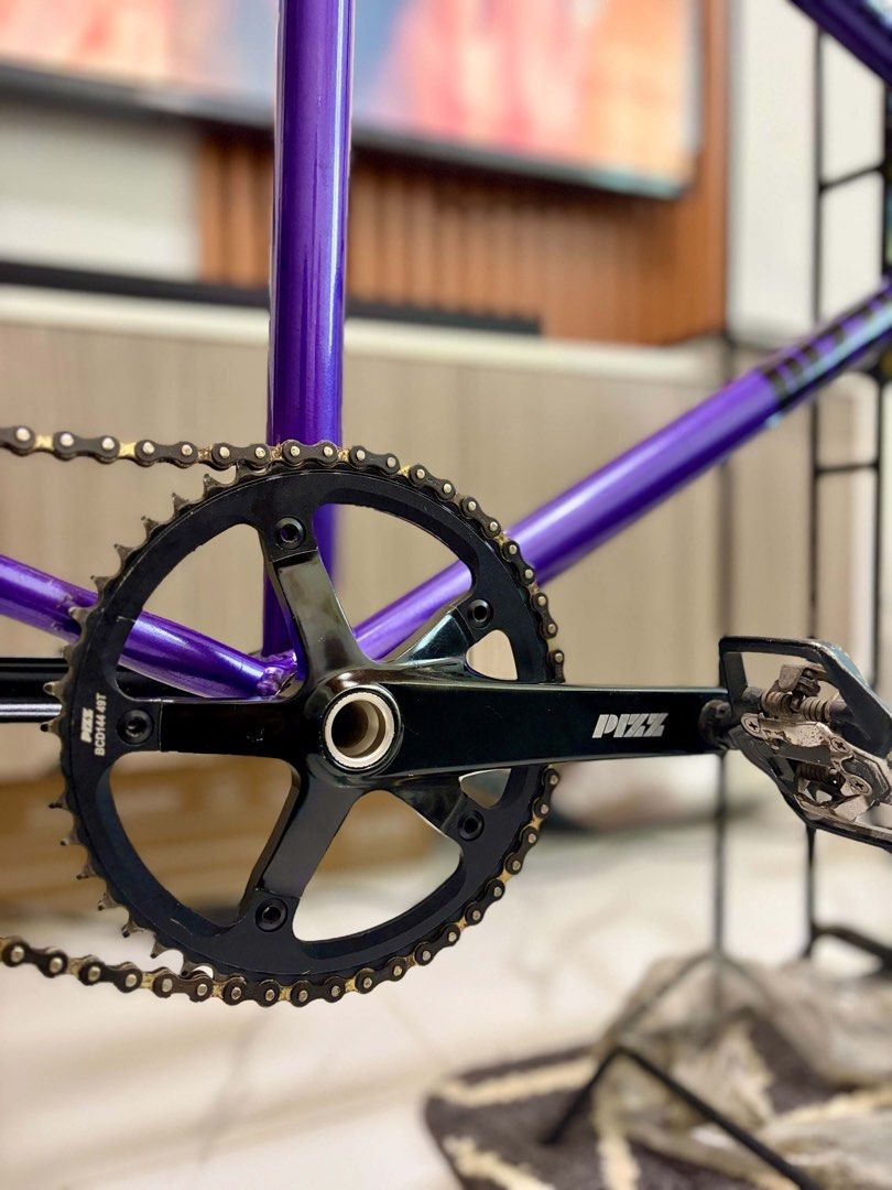 PIZZICATO Fixed Gear Frameset / Built Bike (No Saddle) (Category: Bicycles) located in Bacoor. Submitted by mattsampan29381 (Listing ID 1453420837, Image 3). Description: Specs: * Frame: Pizzicato Size 52 * Fork: Alpina Carbon * Headset: Ardently * Stem: 110mm ±17° * Handlebar: ITM XX7 Wing Drop Bar * Crankset: Pizz Outboard 49T * Chain: Izumi Jet Black / Gold * Pedals: Shimano MTB Clipless * Seatpost: Unknown Brand (Included) Inclusions: ✔ Frame