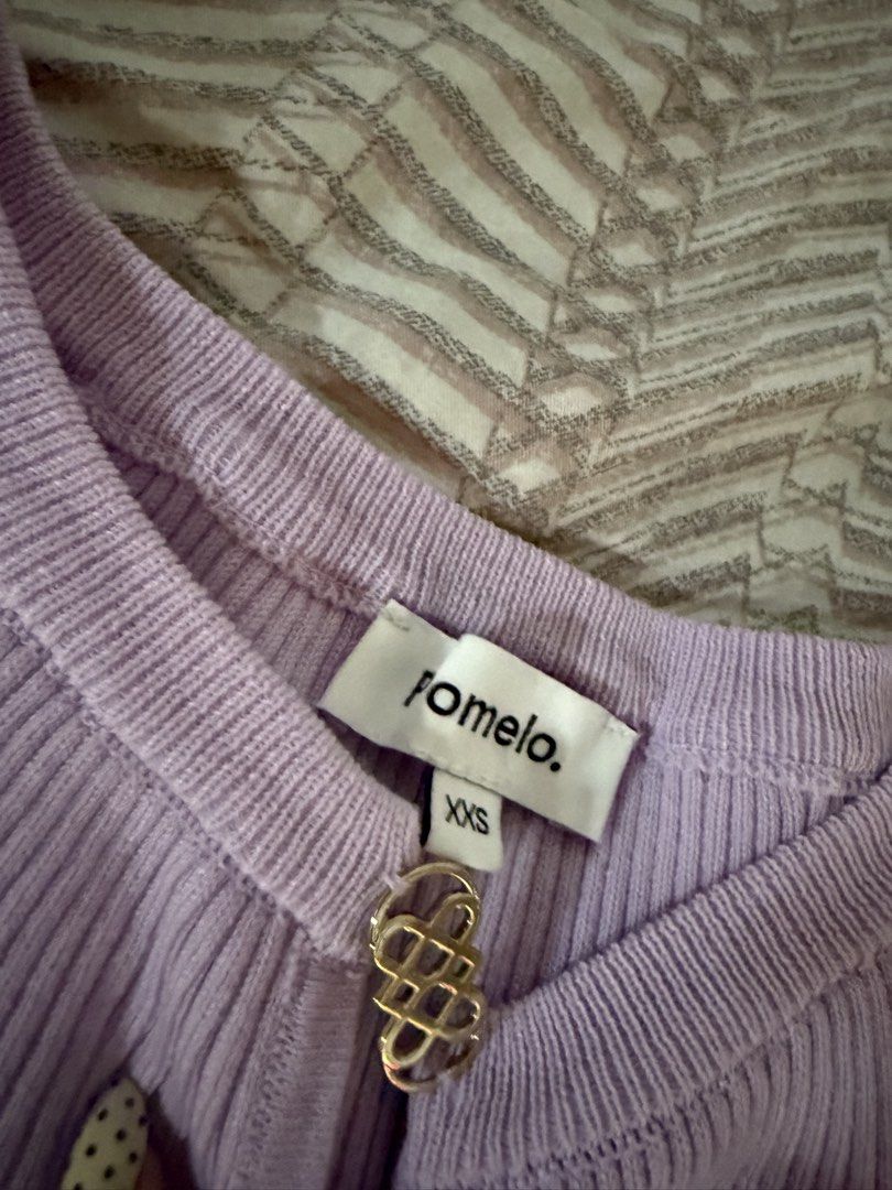 Pomelo Long Sleeve Lavender Knitted Ribbed Top (Category: Longsleeves) located in Manila. Submitted by caitlinmoon (Listing ID 1453319139, Image 3). Description: XXS on tag but fits up to S.