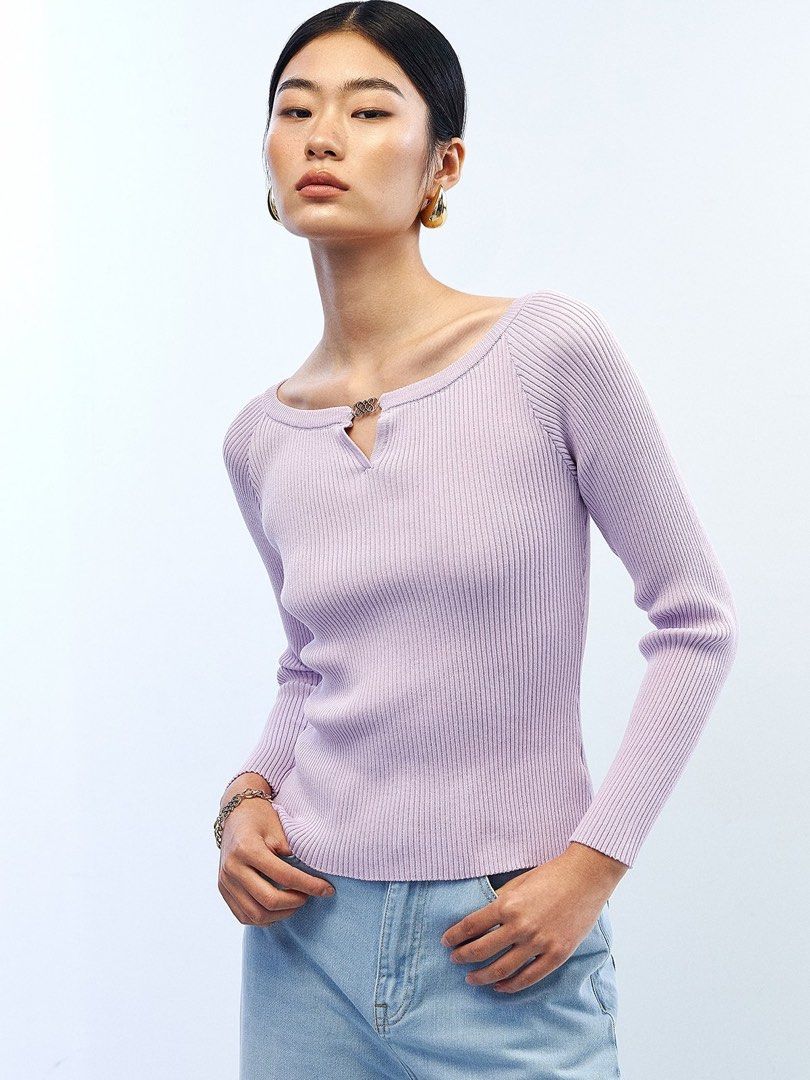 Pomelo Long Sleeve Lavender Knitted Ribbed Top (Category: Longsleeves) located in Manila. Submitted by caitlinmoon (Listing ID 1453319139, Image 1). Description: XXS on tag but fits up to S.