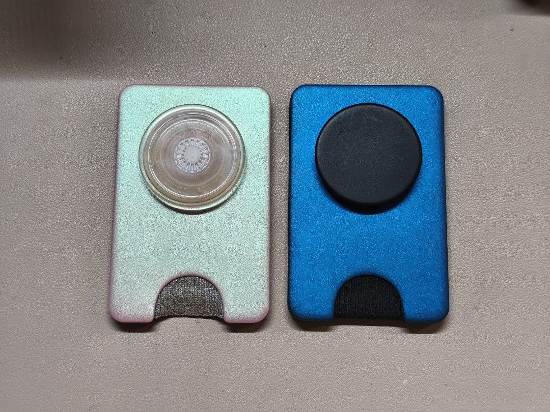 PopSocket Magsafe Card Holder (Mermaid Pink) (Category: Mounts & Holders) located in Pasig City. Submitted by vince.declutters (Listing ID 1453419757, Image 2). Description: - Orignal PopSocket brand - Light pink holder with clear pop socket - Features a card slot on each holder - Securely keeps cards and phone in place.