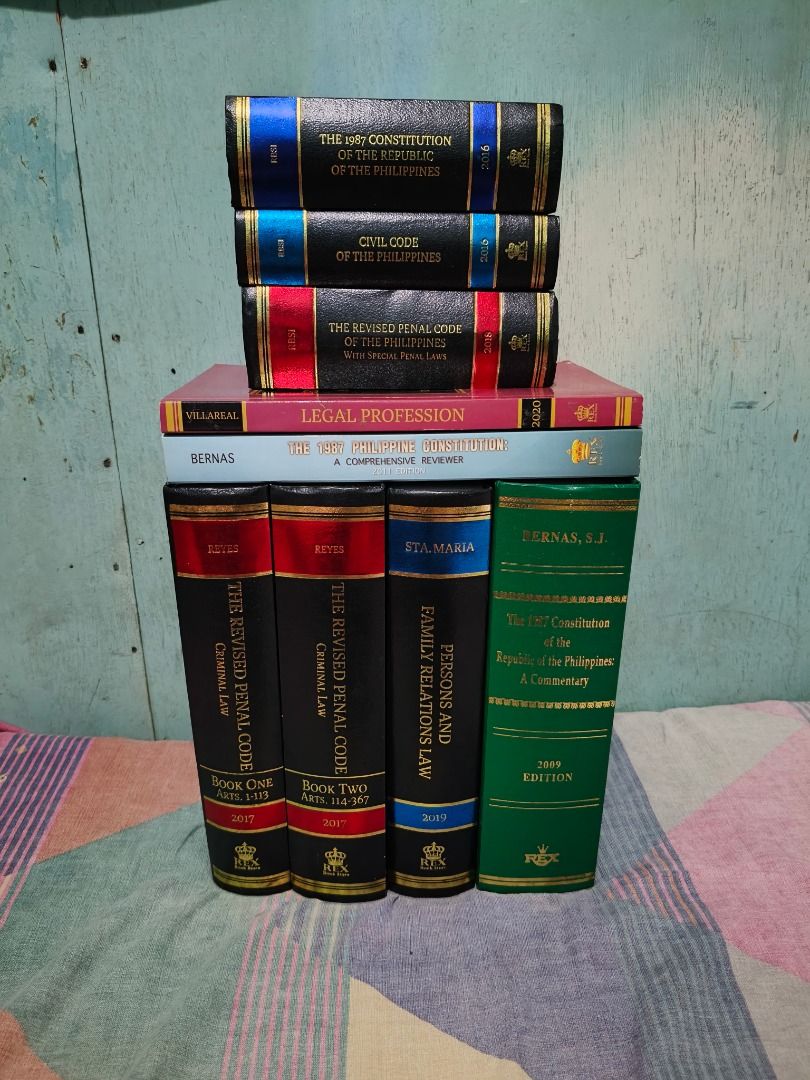 PRISTINE 1st Year Law Bundle (Rex 2020 Editions) + Codals – NO HIGHLIGHTS (Category: Textbooks) located in Taguig. Submitted by kcdthriftshoppe (Listing ID 1453327839, Image 2). Description: Ready to survive your 1L first semester without paying full retail bookstore prices? This complete textbook and codal bundle is perfectly preserved, entirely unmarked, and ready for your own case digests and notes. Condition: Like-new, pristine condition. Zer