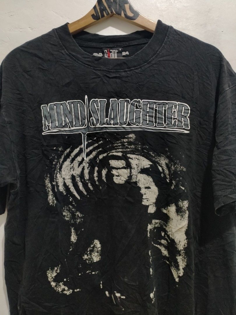 PROJECT G/R MIND SLAUGHTER SHIRT (Category: Tshirts & Polo Shirts ) located in Pili. Submitted by janrypalmerodelima (Listing ID 1453420510, Image 3). Description: PROJECT G/R MIND SLAUGHTER SHIRT DIMES: 21X26 CONDITION: VERY GOOD COLOR RATE: 9.2/10 ISSUE: NEED WASH AND HAIR LINES.