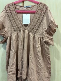 (Category: ) located in . Submitted by myexplodingwardrobe (Listing ID 1453318756, Image 1). Description: .