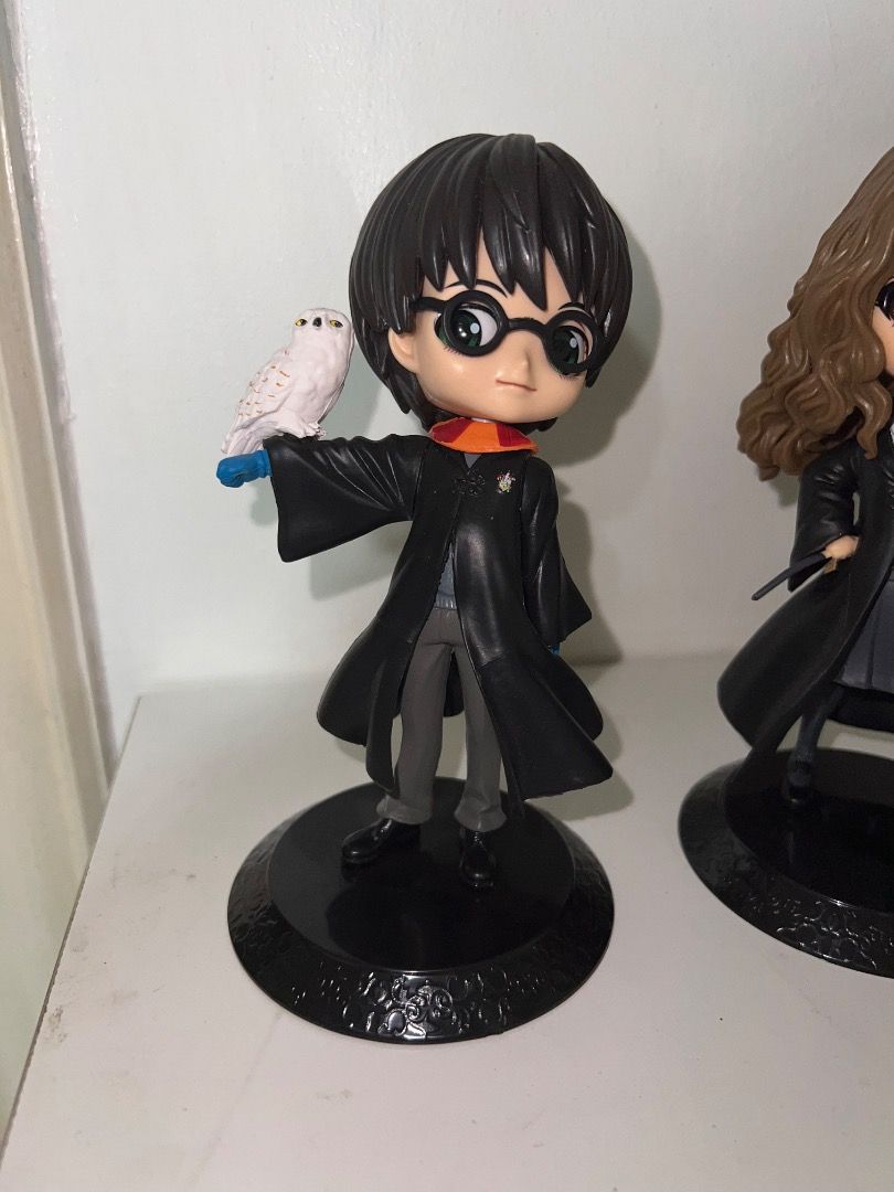 Q Posket - Harry, Hermione, Ron (Category: Designer & Blind Box Toys) located in Davao. Submitted by AyenStark (Listing ID 1453391355, Image 3). Description: Sold as Set With freebie Harry Potter Pin and Bookset mini (for display only) Harry Potter Hermione Granger Ron Weasley I think this is Not original Q Posket.