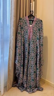 (Category: ) located in . Submitted by nineteen.wardrobe (Listing ID 1453377659, Image 1). Description: .