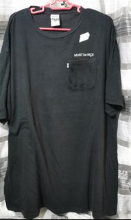 (Category: ) located in . Submitted by thrift_ni_sir (Listing ID 1453362135, Image 1). Description: .