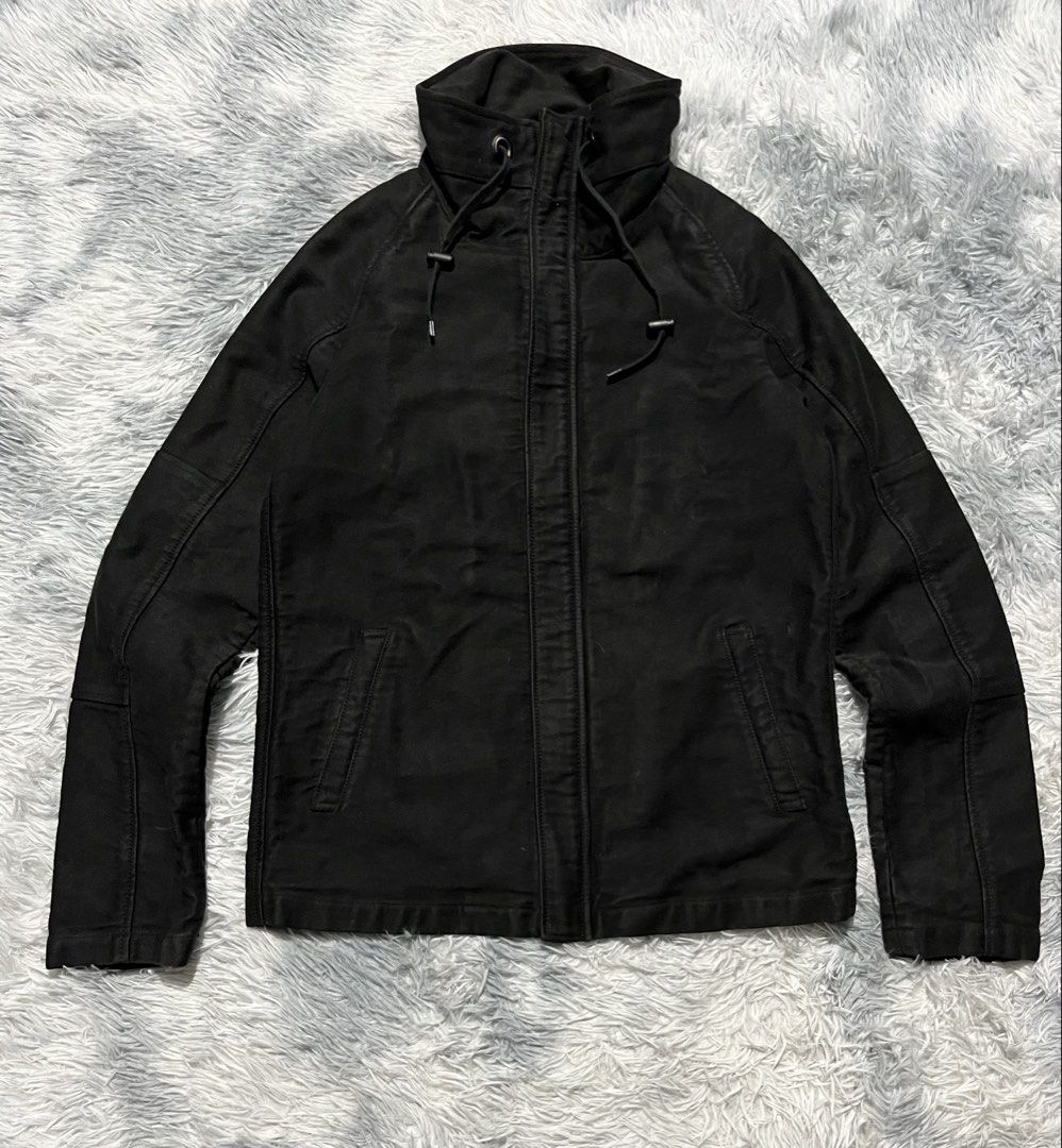 Ripvanwinkle Jacket (Category: Coats, Jackets and Outerwear) located in Sasmuan (Sexmoan). Submitted by winterclothes.ph (Listing ID 1453257946, Image 1). Description: Ripvanwinkle Jacket 4 on tag Width 19.5 Length 27 Verygood Condition Sign of usage.