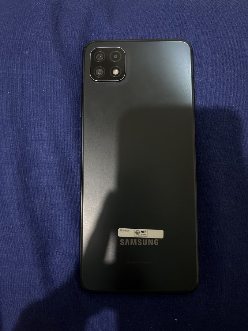 [RUSH] Samsung A22 5G (Globe locked) (Category: Samsung) located in Taguig. Submitted by martini__ (Listing ID 1453257110, Image 2). Description: - Globe locked - Barely used; no scratches! - Location: Tacloban City, Leyte - FREE SF TO METRO MANILA.