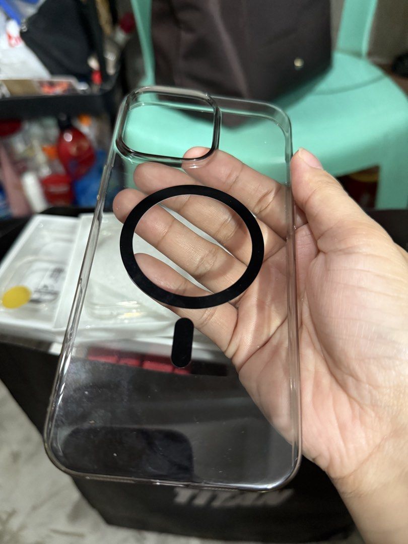 Sanptoch 16 pro max case (Category: Cases & Sleeves) located in Pasay City. Submitted by dnpbt (Listing ID 1453240922, Image 3). Description: Never been used.