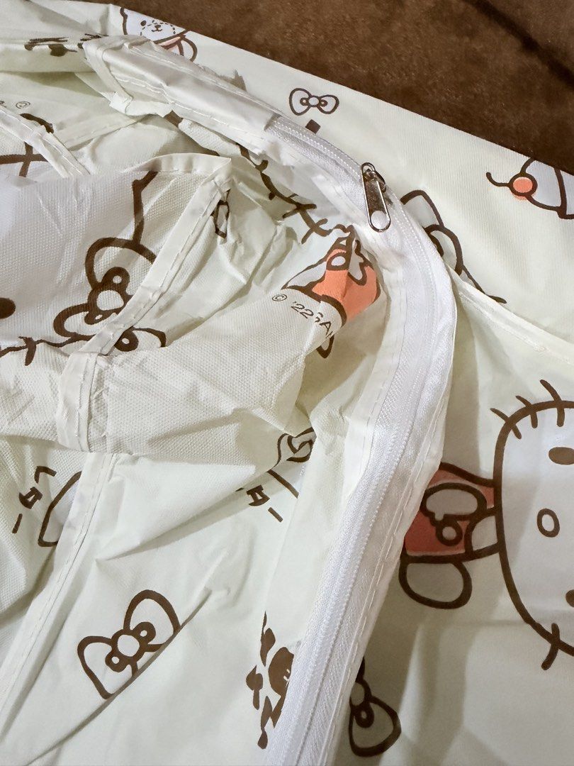 Sanrio Hello Kitty Storage Bag Organizer with zipper (Category: Storage Boxes & Baskets) located in Manila. Submitted by hellokittyjhoe (Listing ID 1453339961, Image 3). Description: - Adorable cream-colored Kitty storage bag. - Features an all-over print of Kitty and friends. - Secure zipper closure at the top. - Ideal for organizing clothes, toys, or other items. - A must-have for any Sanrio or Kitty enthusiast..