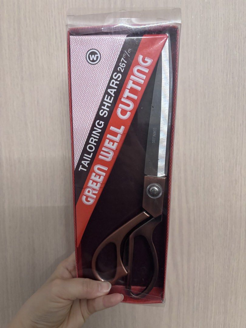 Scissors (Category: Craft Supplies & Tools) located in Singapore. Submitted by jzpro (Listing ID 1453373841, Image 1). Description: - Type: Tailoring Shears - Size: 267mm / 10.5 inches - Blade Material: Stainless Steel - Handle Color: Copper-toned - Ideal for: Sewing, tailoring, crafting.