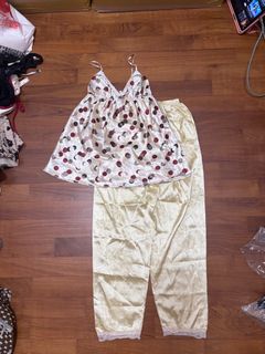 (Category: ) located in . Submitted by lilynguyen7 (Listing ID 1453355403, Image 1). Description: .
