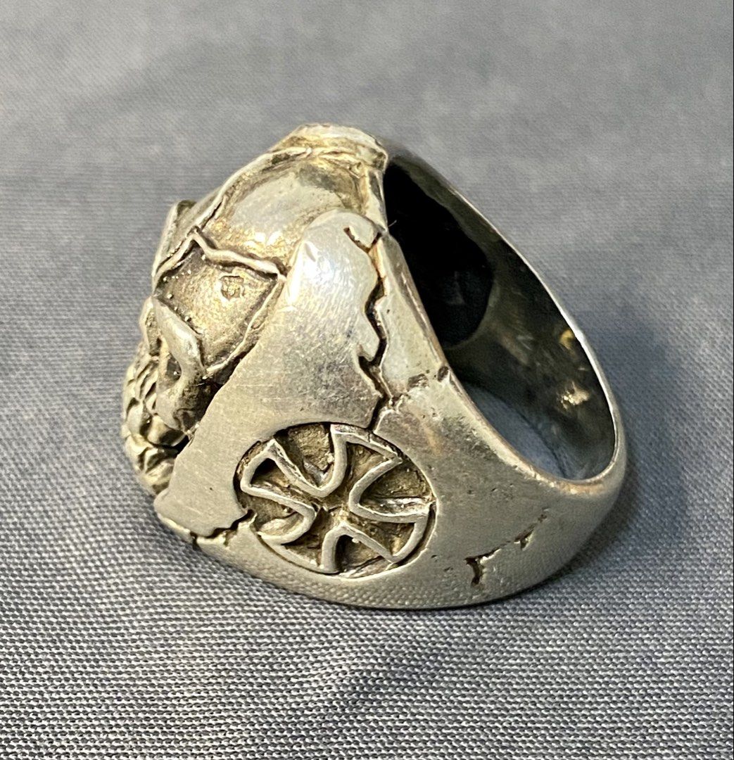 Authentic Custom 925 Silver Skull Ring with Cross Symbol (Category: Jewelry) located in Iloilo. Submitted by mrstrauss (Listing ID 1453370143, Image 3). Description: -Size 8.5 - Cool silver ring - Detailed skull design - Cross symbol on the band - Unique piece for collectors - Great for gifting or personal wear.