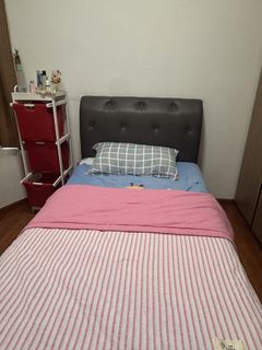 (Category: ) located in . Submitted by yiwen567 (Listing ID 1453311591, Image 1). Description: .