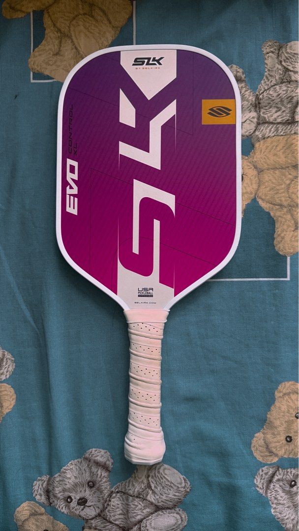 SLK by Selkirk EVO Control XL Pickleball Paddle (Category: Racket and Ball Sports) located in Manila. Submitted by braveearth_9be1c8 (Listing ID 1453297130, Image 3). Description: - T700 control paddle for advancing pickleball players - Enhanced control and precision - Features a 700 carbon fiber surface - Made by America's #1 paddle brand - Comes with a 1-year warranty - Get yours today!.