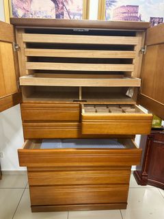 (Category: ) located in . Submitted by antiqueasylum (Listing ID 1453284746, Image 1). Description: .