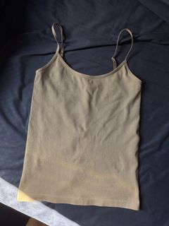 (Category: ) located in . Submitted by helpmeplsss (Listing ID 1453330068, Image 1). Description: .