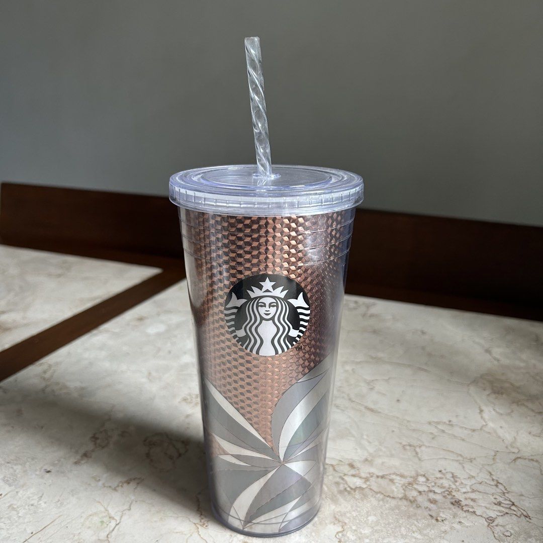 Starbucks Tradition 2023 Cold Cup (Category: Water Bottles & Tumblers) located in San Pedro. Submitted by aa_jaye (Listing ID 1453392876, Image 1). Description: TUMBLER ⊹ preloved — in good condition ⊹ exactly like the photos check out my listings for more items! ▫️payment: gcash / bank transfer ▫️delivery: j&t / lalamove (can ship from bgc or san pedro, laguna).
