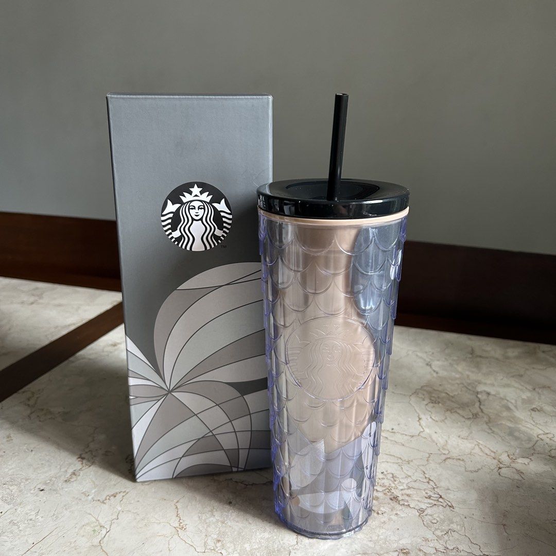 Starbucks Tradition 2026 Cold Cup (Category: Water Bottles & Tumblers) located in San Pedro. Submitted by aa_jaye (Listing ID 1453392857, Image 1). Description: TUMBLER ⊹ like new — in perfect condition ⊹ exactly like the photos check out my listings for more items! ▫️payment: gcash / bank transfer ▫️delivery: j&t / lalamove (can ship from bgc or san pedro, laguna).