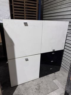(Category: ) located in . Submitted by furniture.singapore (Listing ID 1453295898, Image 1). Description: .