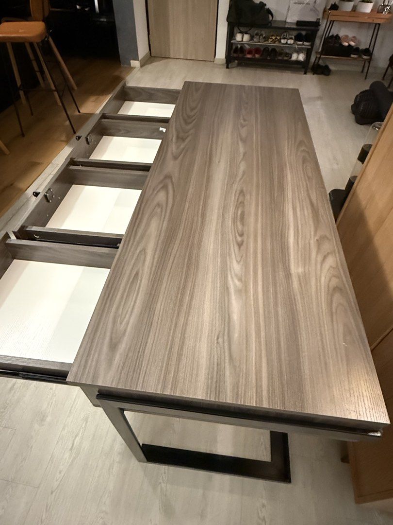 Study Table (Category: Tables & Sets) located in Singapore. Submitted by byteyou (Listing ID 1453383920, Image 3). Description: 1.6m long and 0.6m depth.