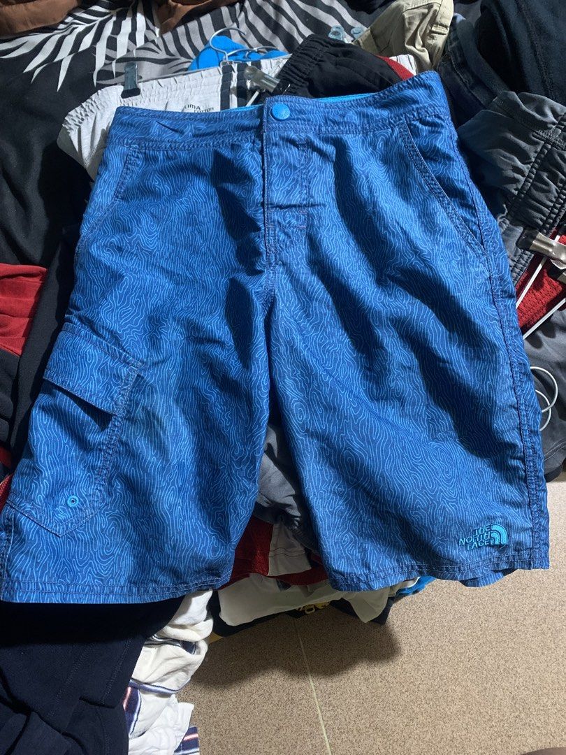 The North Face short for kids (Category: Shorts) located in Mahinog. Submitted by raphyseller (Listing ID 1453271109, Image 2). Description: Fit to 7-10 yrs old .