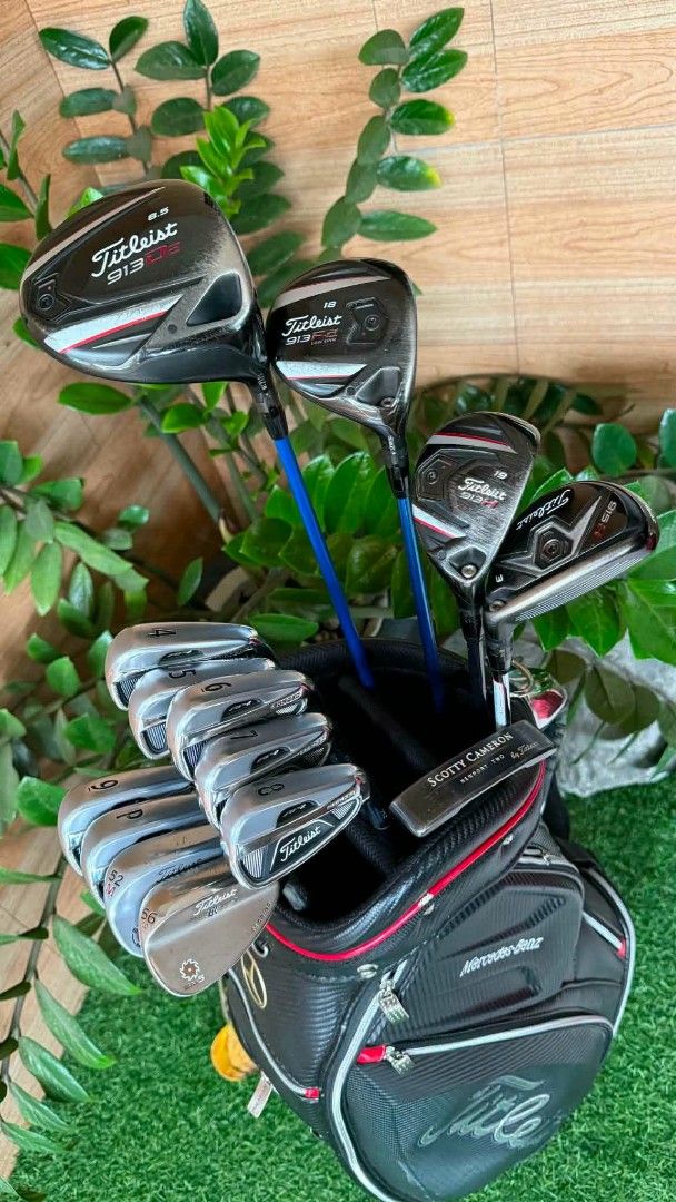 Titleist AP2 Forged Men's RH Golf Set (Category: Golf) located in Rizal. Submitted by delrosariojennilyn16-36720 (Listing ID 1453372688, Image 1). Description: Titleist AP2 Forged Men's RH Golf Set Included in the set: Titleist Ap2 irons: 4,5,6,7,8,9,P - Steel shaft S Flex Titleis Vokey SM5 wedge 56⁰ Titleis 913F wood 5 18⁰ - Tour Ad shaft S flec Titleist 913H hybrid 19⁰ - Diamana shaft R flex Titleist 915H hybrid 15 - NS pro S flex Titlest 913D²