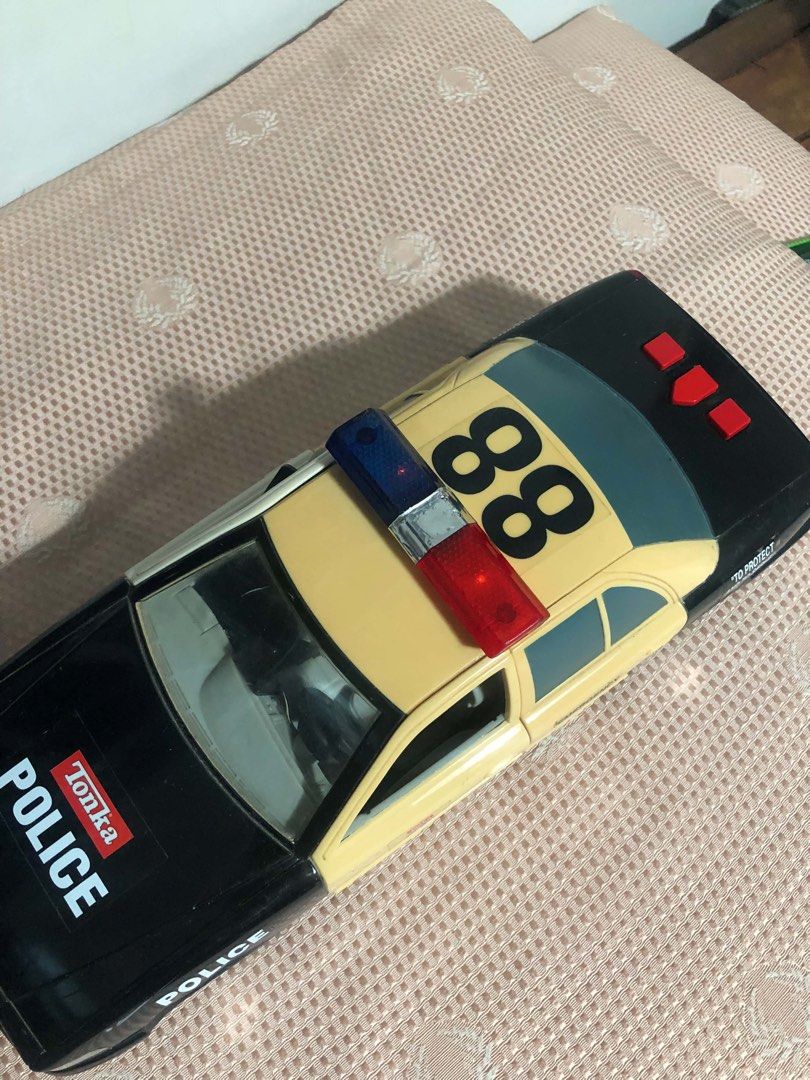 Tonka-Police Car-Battery operated (Category: Vehicle & Diecast Models) located in Malasiqui. Submitted by limbsun (Listing ID 1436525722, Image 1). Description: Good used condition. Tonka Police Car. Doors open. Makes police rescue sounds and lights up..