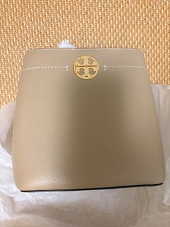 由 mangovi (刊登 ID 1453251000，圖片 1) 提交，位於 的 (類別：)，說明：。