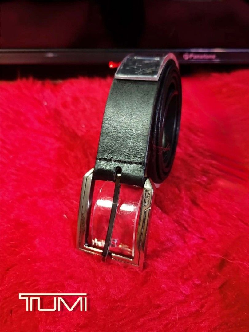 Tumi Black Men's Leather Belt (Category: Activewear) located in Cebu City. Submitted by westleygics18 (Listing ID 1453365407, Image 2). Description: Tumi Black Men's Leather Belt Excellent Condition Size 34 up to 38 waistline Actual Pictures Posted Dm.
